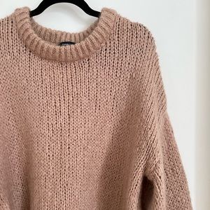 Oversized chunky knit sweater
